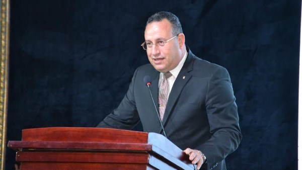  د.عبدالعزيز قنصوة - وزير التعليم العالي والبحث العلمي