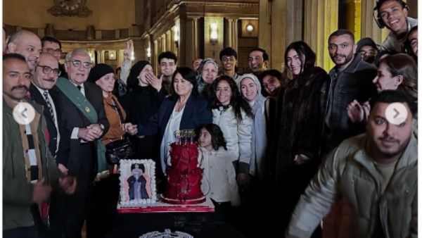 فريق عمل مسلسل أب ولكن 