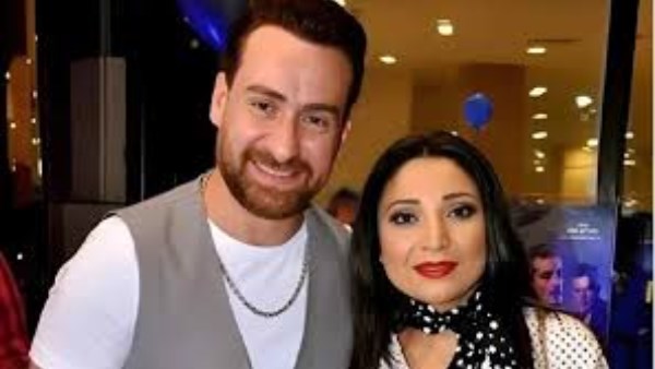نضال الشافعي وزوجته