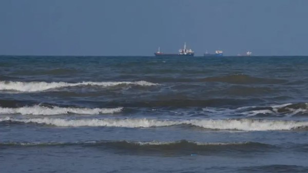 إسرائيل تشن ضربة بحرية في بحر قزوين لتعطيل خطوط إمداد الأسلحة الإيرانية الروسية