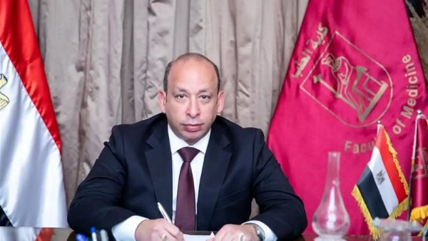  حسام صلاح، عميد كلية الطب بجامعة القاهرة