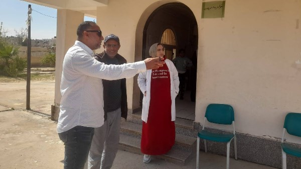 دكتور عمرو عادل