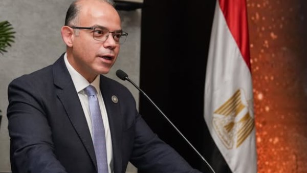  الدكتور محمد فريد صالح