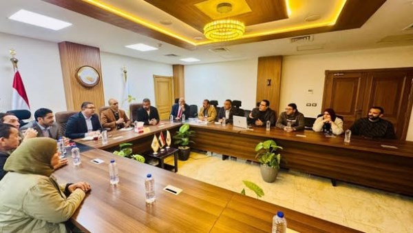 جانب من اجتماع اليوم