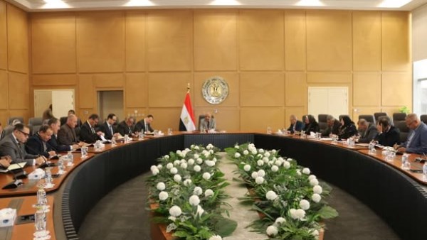 جانب من اجتماع اليوم