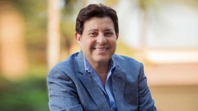  الفنان الكبير هاني شاكر 