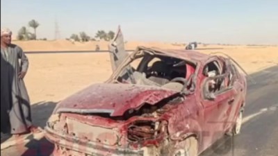 كانوا رايحين الجامعة.. مصرع 3 طلاب في حاد انقلاب سيارة ملاكي على الطريق الصحراوي الغربي بقنا 