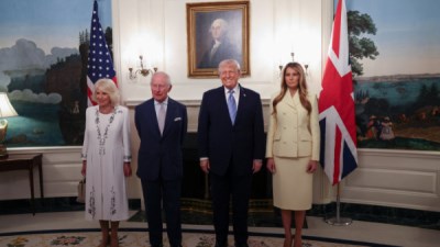 ترامب يتحدث عن هزيمة إيران عسكريًا خلال زيارة ملك بريطانيا وسط تصاعد التوتر