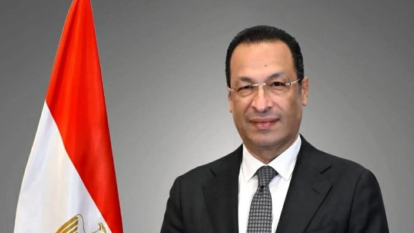 وزير الاتصالات