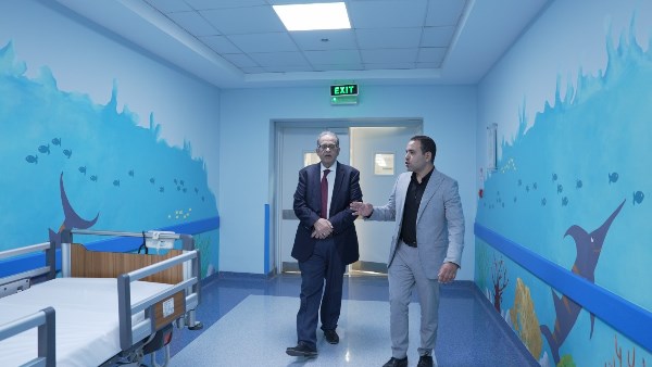 النائب طارق عبد العزيز