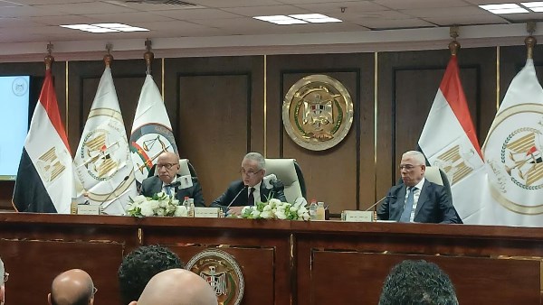 أعضاء النيابة الجدد يؤدون اليمين القانونية