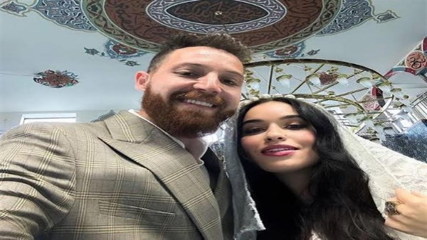 زوجة الفنان محمود حجازي