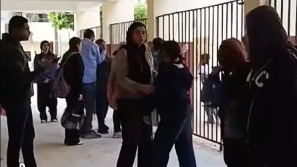  واقعة الاعتداء على الطلبات داخل مدرسة السادات الرسمية لغات 