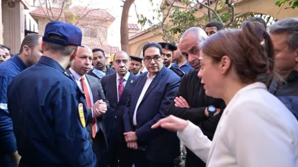 رئيس جامعة القاهرة يتفقد طوارئ قصر العيني 