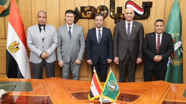 أثناء الاجتماع
