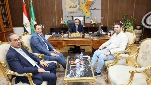 أثناء اللقاء 