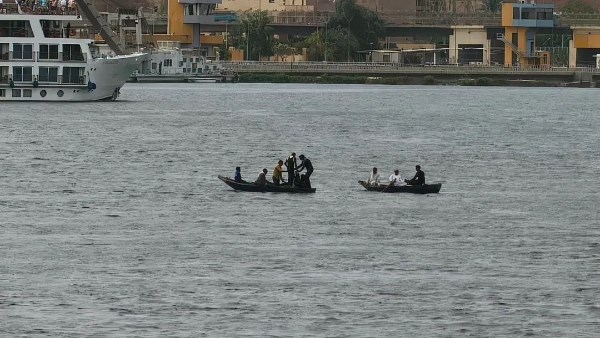 استمرار عمليات البحث في نهر النيل 