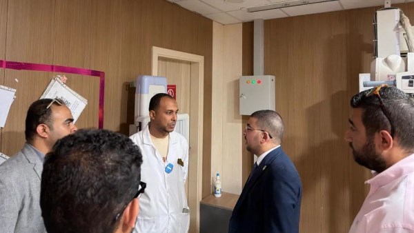 الملاح يتفقد مركز طب الأسرة بإسنا 