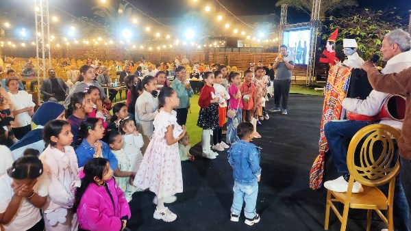 جانب من العروض 