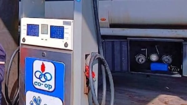 محطه وقود بالبحيرة 