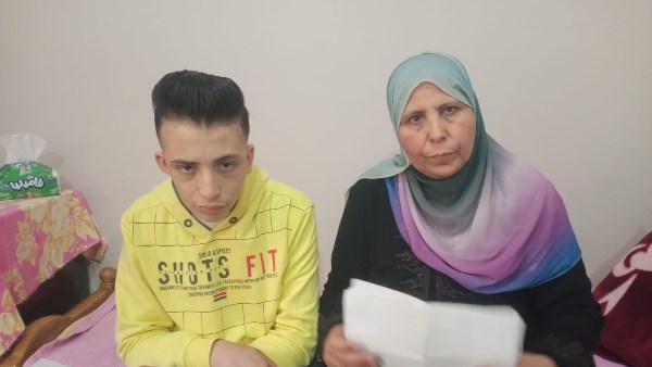 الشاب أحمد مريض بالسرطان بدمنهور 