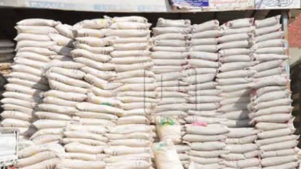 ضبط مصنع وهمي لتقليد المخصبات الزراعية بالدلنجات