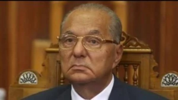  الدكتور محمود حمدي زقزوق