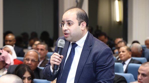 النائب عمرو رشدي 