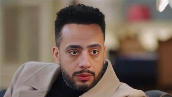  الفنان عصام السقا