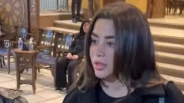 النجمة يارا السكرى