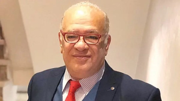 الفنان صلاح عبد الله