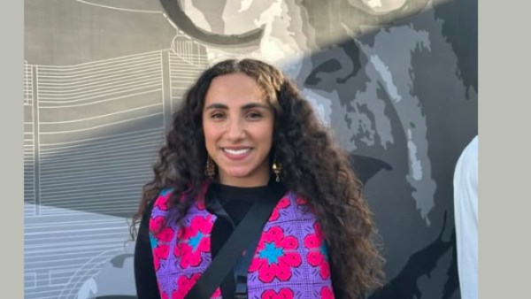 الفنانة زينب غريب