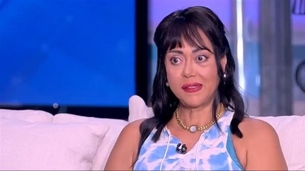 الفنانة نهى العمروسي