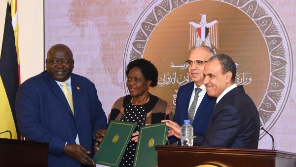 مشاورات مصرية أوغندية رفيعة المستوى لتعزيز التعاون الثنائي ودعم التنمية
