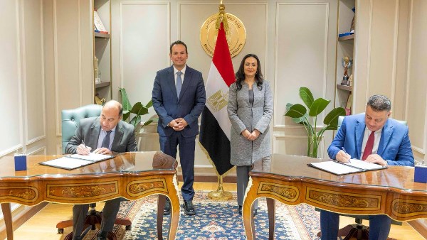 جانب من توقيع بروتوكولات تعاون