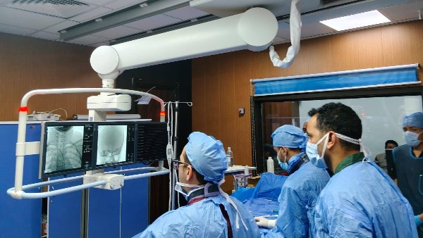 «الرعاية الصحية»: إنقاذ مريضة بسحب جلطة مخية لأول مرة بمستشفى طيبة بإسنا خلال “الوقت الذهبي”