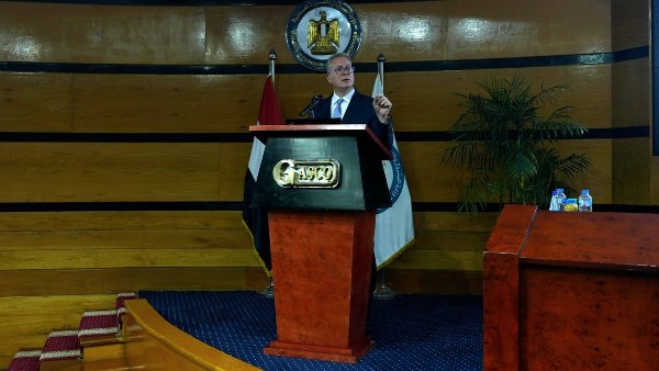 المهندس كريم بدوي وزير البترول والثروة المعدنية