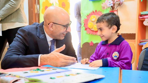 وزير التربية والتعليم يتفقد عددًا من المدارس بإداراتي الحوامدية والبدرشين بالجيزة