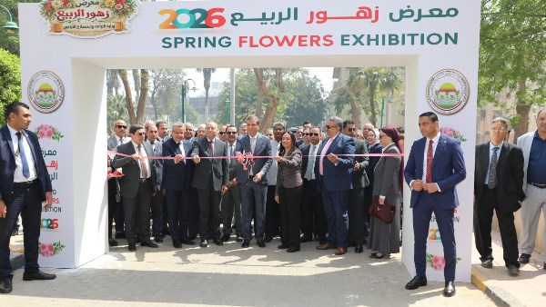 وزيرا الزراعة والتضامن يفتتحان معرض "ديارنا" للحرف اليدوية ضمن فعاليات معرض الزهور  