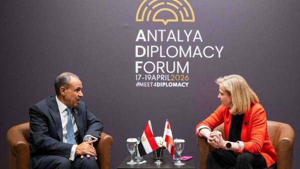 جانب من اللقاء على هامش منتدى أنطاليا الدبلوماسي