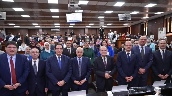 انطلاق أسبوع نماذج محاكاة المنظمات الدولية بـجامعة القاهرة