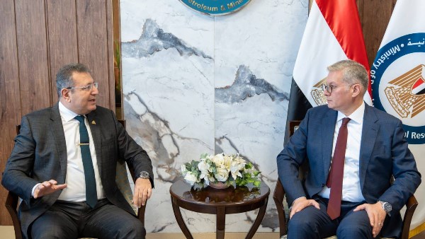 وزير البترول يلتقي رئيس اللجنة الاقتصادية بمجلس النواب