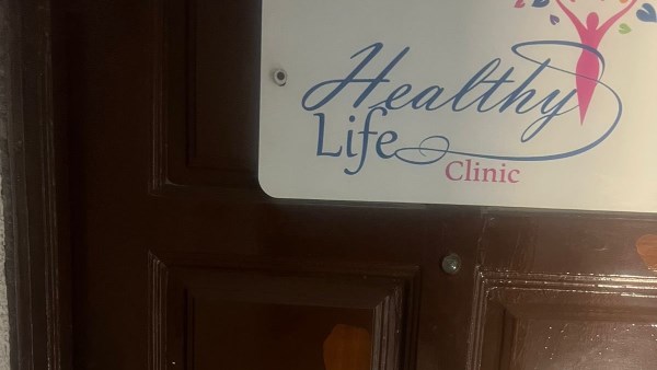 وزارة الصحة تغلق وتشمع عيادة “هيلثي لايف كلينك” بمدينة نصر