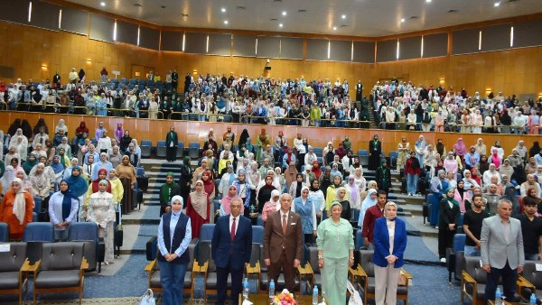 جامعة أسيوط تنظم يومًا تدريبيًا “انطلاقة” لتأهيل 1000 طالب لسوق العمل