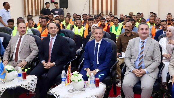محافظ أسوان ومدير صندوق مكافحة الإدمان يشهدان تخريج 100 متعافٍ من الإدمان
