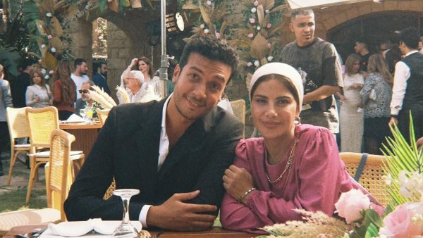 أحمد عبد الوهاب مع  صبا مبارك من مسلسل ورد على فل وياسمين