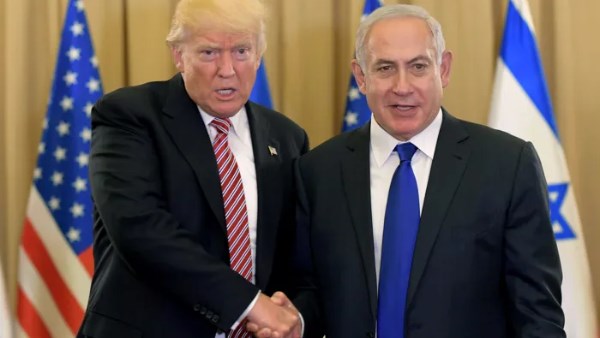 الحرس الثوري الإيراني يستهدف ديمونا والنقب وبئر السبع ويعلن إسقاط 5 طائرات أمريكية 