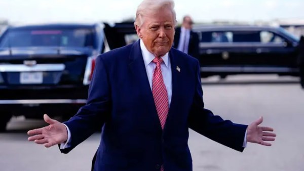 عاجل| ترامب يهدد إيران: 48 ساعة لفتح مضيق هرمز أو "الجحيم" في انتظارها 