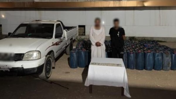 الأجهزة الأمنية تضبط مالك مخزن في أسوان وبحوزته 5 طن مواد بترولية "سولار" موجهة للبيع في السوق السوداء 