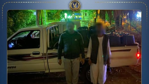 ضبط مالك مخزن وأحد العاملين بمحطة وقود في أسوان بتهمة الاتجار بالمواد البترولية المدعمة 